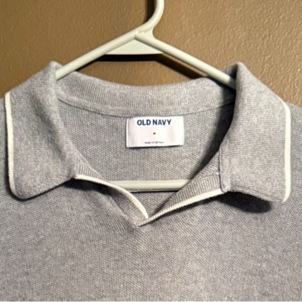 Like New-Men's Old Navy Gray Polo Shirt